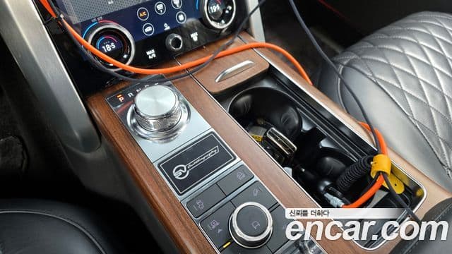 Land Rover Range Rover 2018 — Photo 1/20
