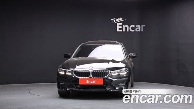 BMW 3 Series 2022 — фото 3 из 20