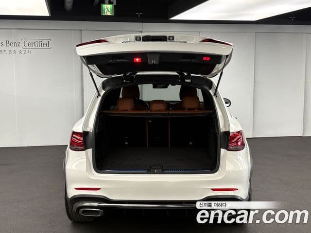Mercedes-Benz GLC-Class 2022 — фото 4 из 11