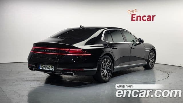 Genesis G90 2022 — фото 2 из 20