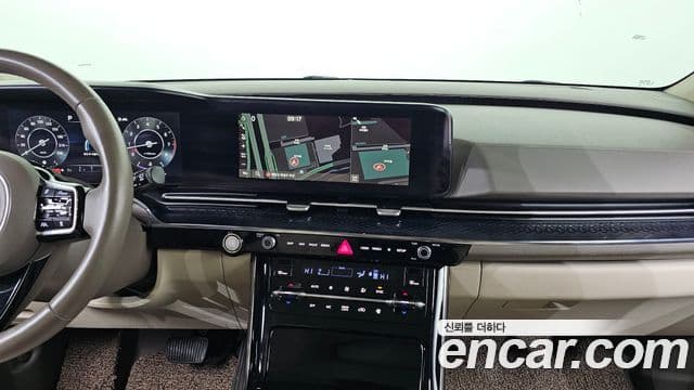 Kia Carnival 2021 — ფოტო 14/20