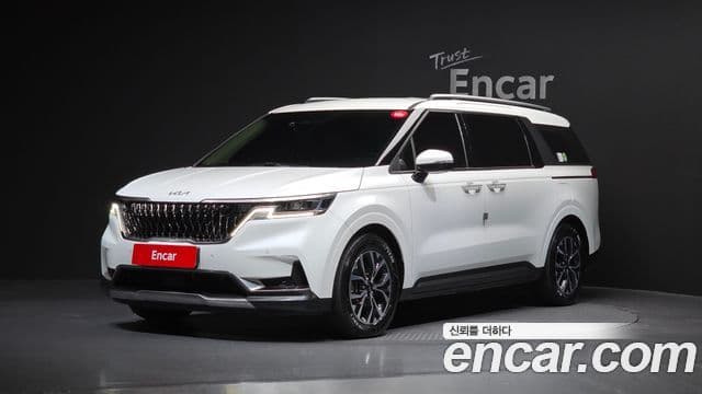 Kia Carnival 2022 — ფოტო 1/20