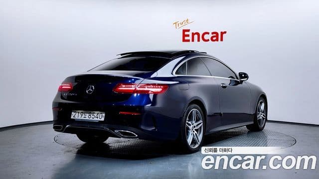 Mercedes-Benz E-Class 2018 — фото 2 из 20