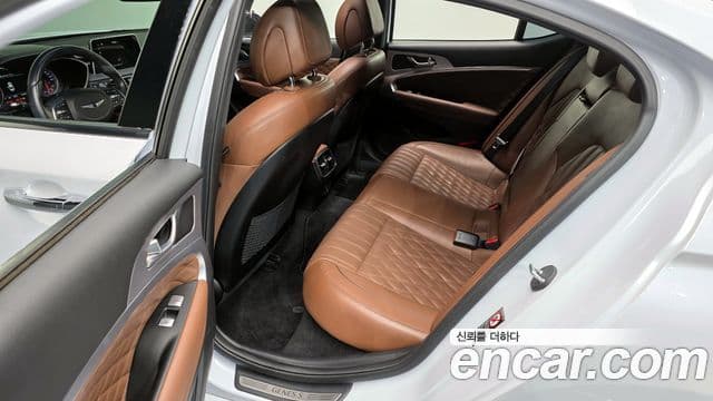 Genesis G70 2019 — фото 12 из 20