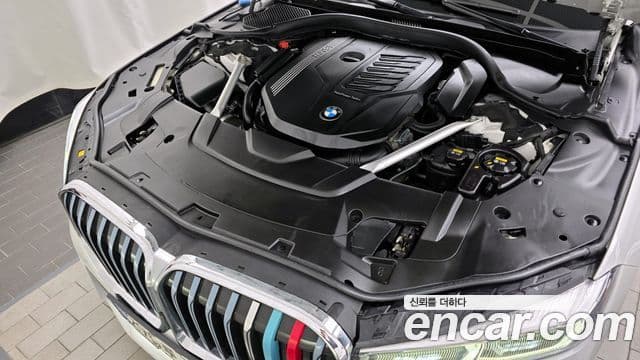 BMW 7 Series 2021 — ფოტო 6/20