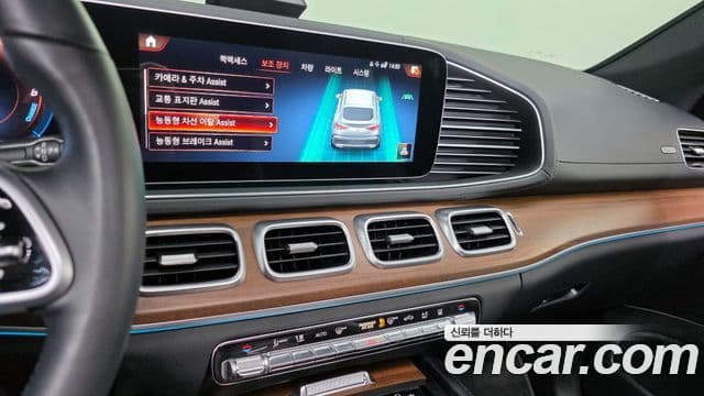Mercedes-Benz GLE-Class 2022 — фото 14 из 20