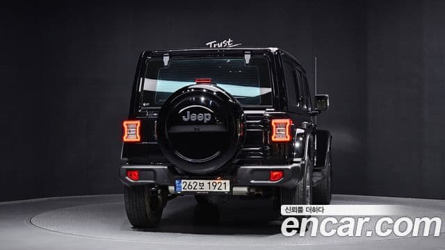 Jeep Wrangler 2022 — Şəkil 3/20