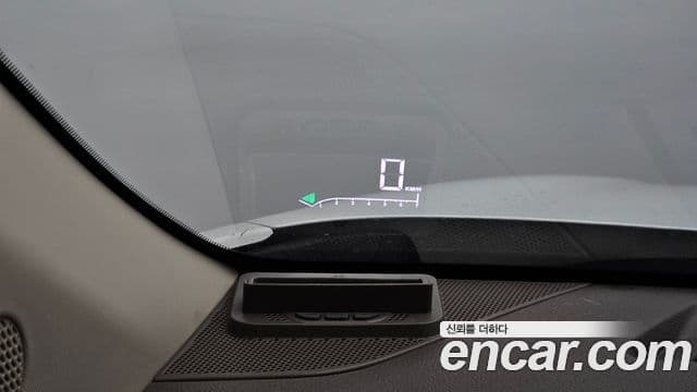 Kia Carnival 2021 — Şəkil 16/20