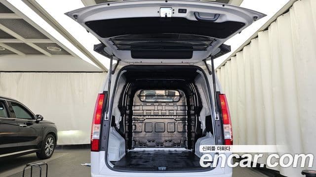 Hyundai Staria 2022 — Şəkil 20/20