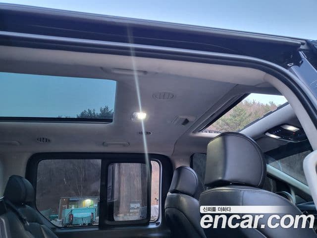 Hyundai Staria 2021 — фото 7 из 13