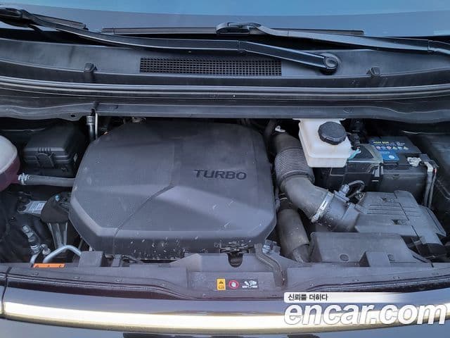 Hyundai Staria 2021 — фото 13 из 13