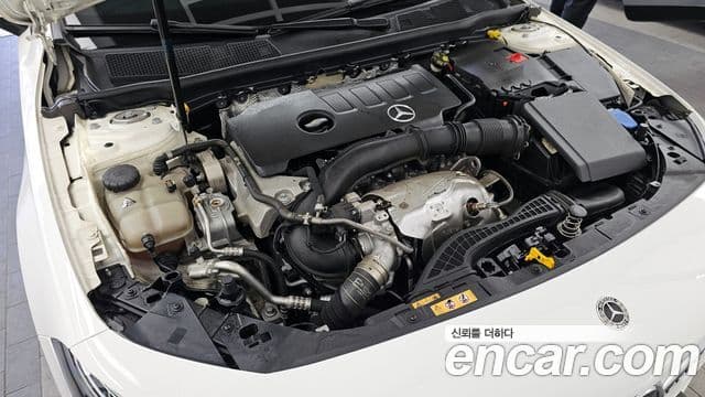 Mercedes-Benz A-Class 2021 — ფოტო 6/20