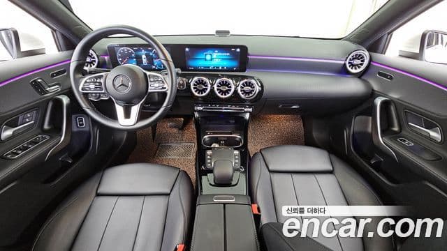 Mercedes-Benz A-Class 2021 — ფოტო 7/20
