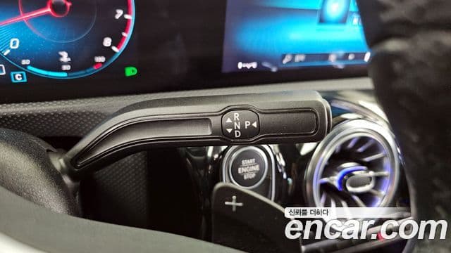 Mercedes-Benz A-Class 2021 — ფოტო 9/20