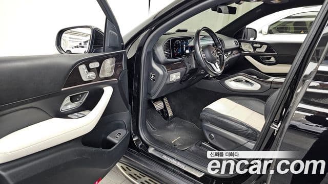 Mercedes-Benz GLE-Class 2023 — ფოტო 10/20