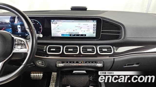 Mercedes-Benz GLE-Class 2023 — ფოტო 14/20