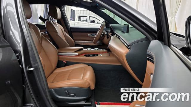 Genesis GV70 2021 — Photo 7/20