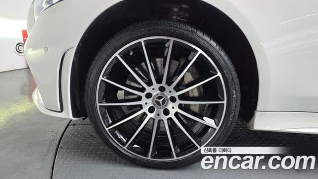 Mercedes-Benz CLS-Class 2020 — ფოტო 15/21
