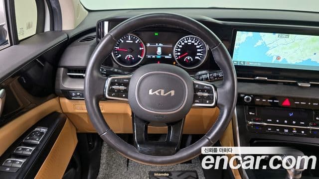 Kia Carnival 2023 — Фото 13/20