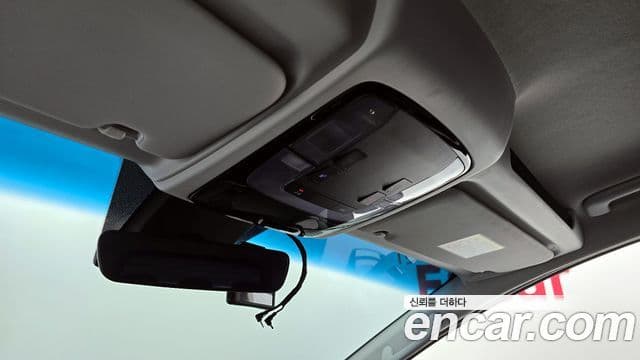 Hyundai Staria 2021 — ფოტო 19/20