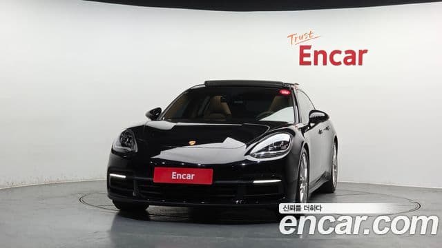 Porsche Panamera 2018 — фото 2 из 20