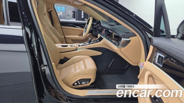 Porsche Panamera 2018 — фото 10 из 20