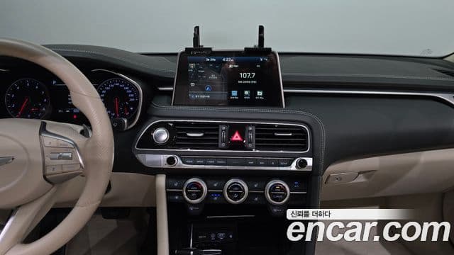 Genesis G70 2019 — фото 15 из 20