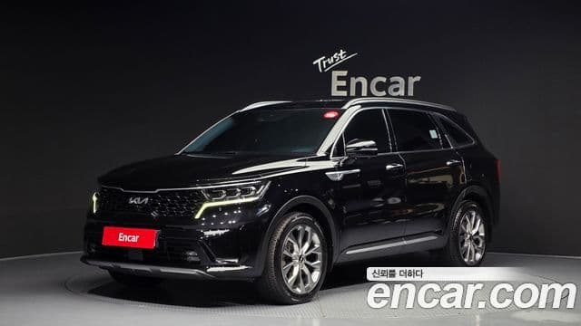 Kia Sorento 2022 — Фото 1/20