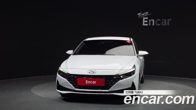 Hyundai The New Avante Hybrid 2021 — ფოტო 8/20