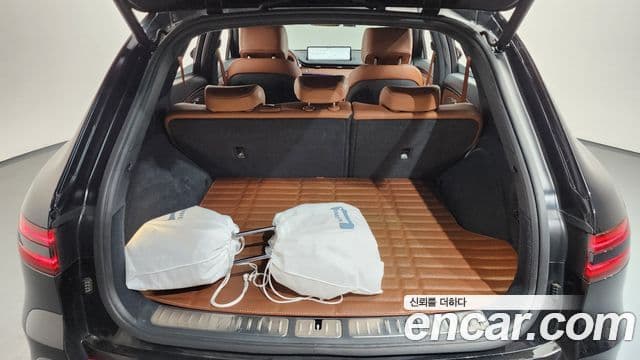 Genesis GV70 2021 — фото 20 из 20