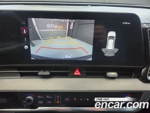 Kia Sportage 2021 — ფოტო 16/20