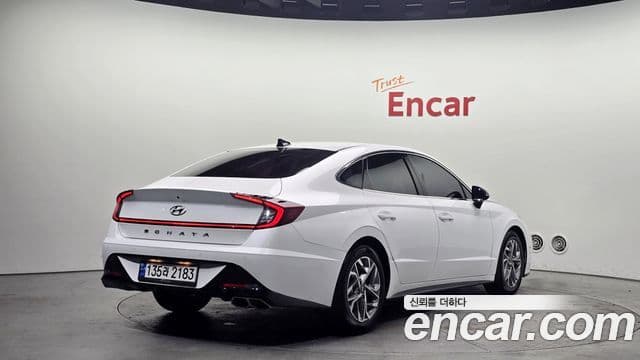 Hyundai Sonata 2022 — ფოტო 2/20