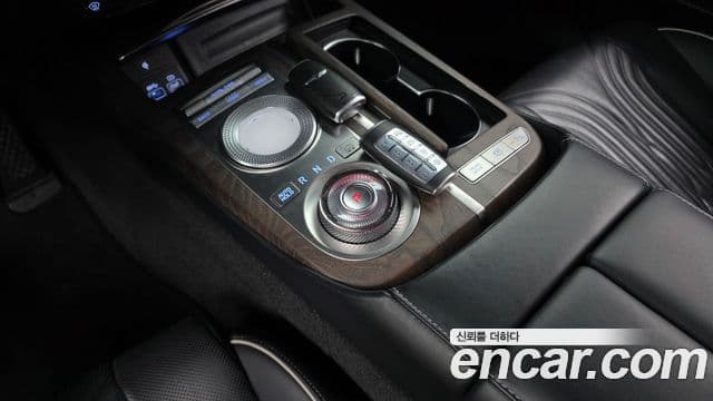 Genesis Electrified G80 2021 — ფოტო 9/20