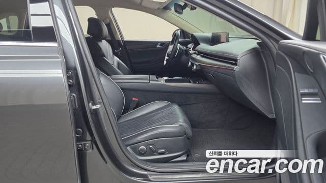 Genesis Electrified G80 2021 — фото 11 из 20