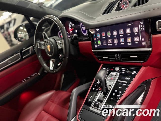 Porsche Cayenne 2022 — фото 15 из 20