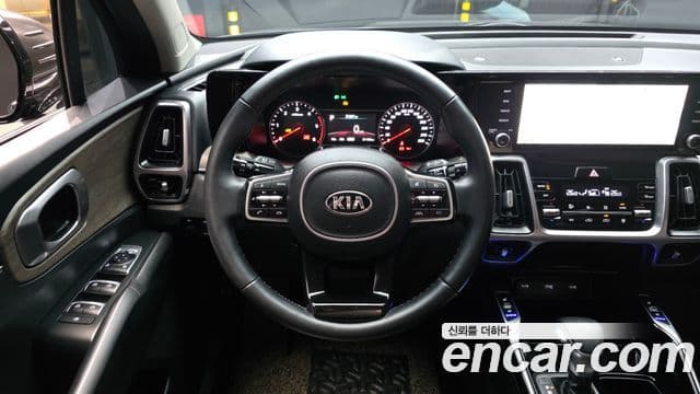 Kia Sorento 2021 — фото 13 из 20