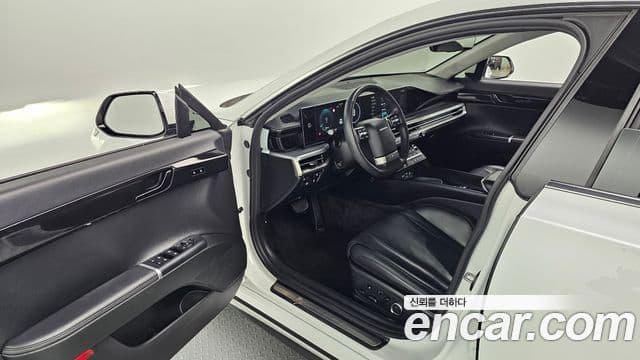 Hyundai Grandeur 2023 — фото 11 из 20