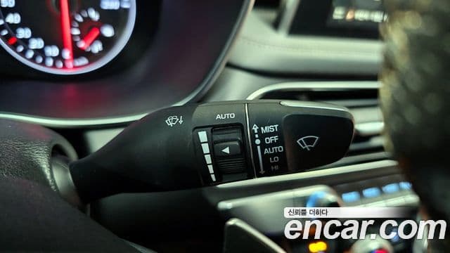 Genesis G70 2019 — Şəkil 16/20