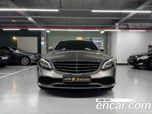 Mercedes-Benz C-Class 2019 — Şəkil 10/20