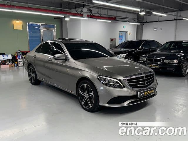 Mercedes-Benz C-Class 2019 — Şəkil 20/20