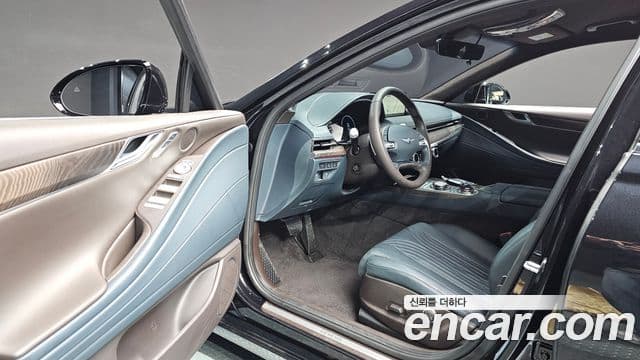 Genesis Electrified G80 2022 — фото 11 из 20