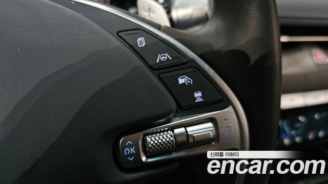 Genesis Electrified G80 2022 — фото 18 из 20