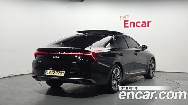 Kia K8 2022 — ფოტო 2/20