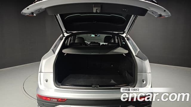 Audi Q5 2023 — ფოტო 20/20