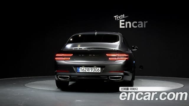 Genesis Electrified G80 2022 — ფოტო 4/20