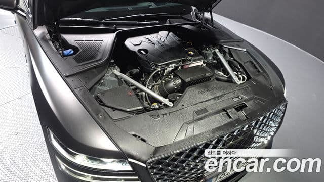 Genesis Electrified G80 2022 — фото 6 из 20