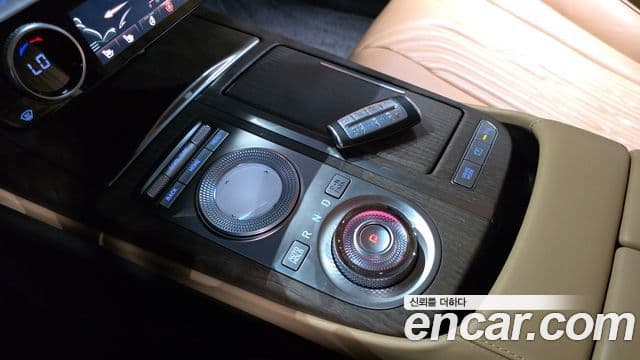 Genesis Electrified G80 2022 — фото 9 из 20