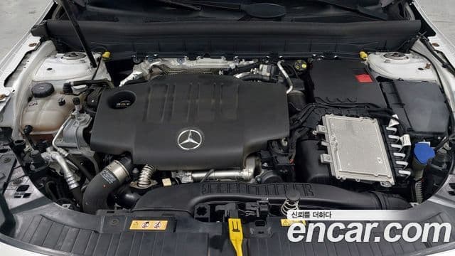 Mercedes-Benz GLB-Class 2021 — фото 5 из 17