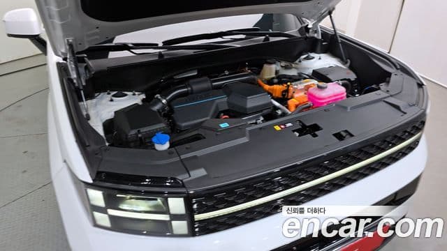 Hyundai Santa Fe 2024 — ფოტო 6/20
