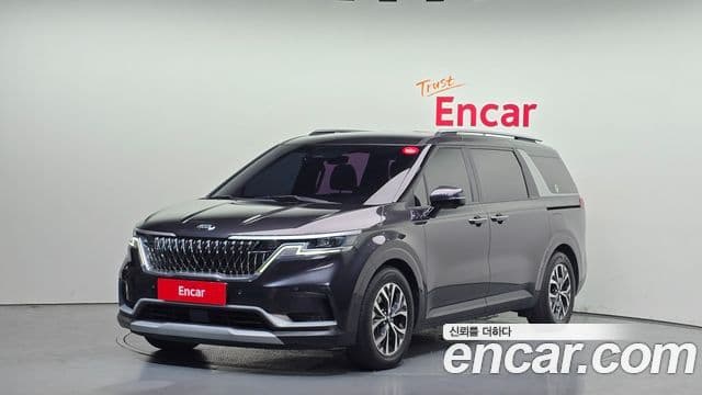 Kia Carnival 2021 — Фото 1/20